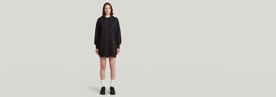 abito in maglia con cappuccio