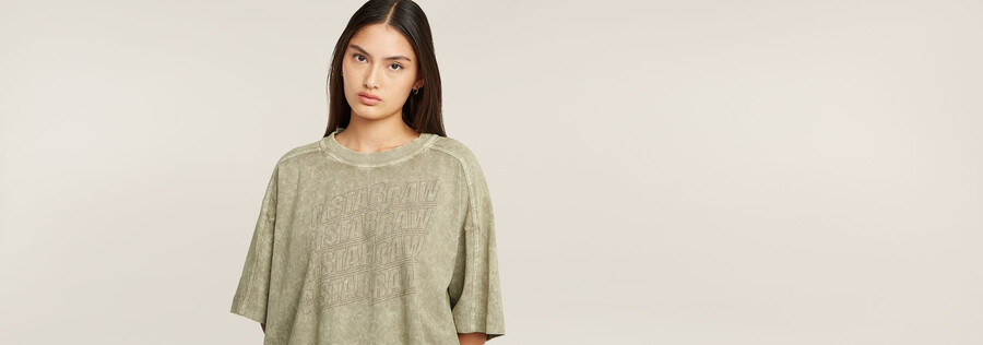 t-shirt oversize con logo multiplo lavato