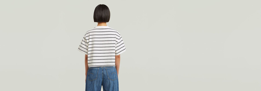 t-shirt squadrata a righe a trapezio
