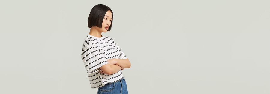 t-shirt squadrata a righe a trapezio