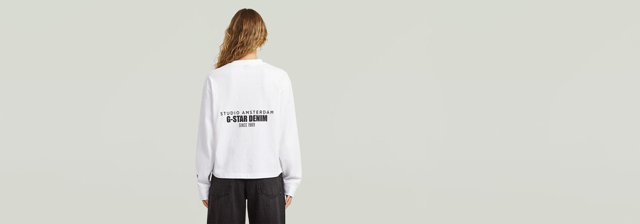 t-shirt rilassata con grafica posteriore