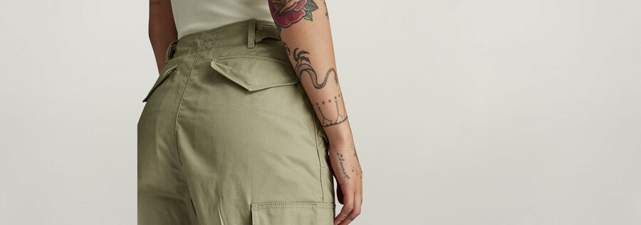 pantaloni cargo corti con coulisse