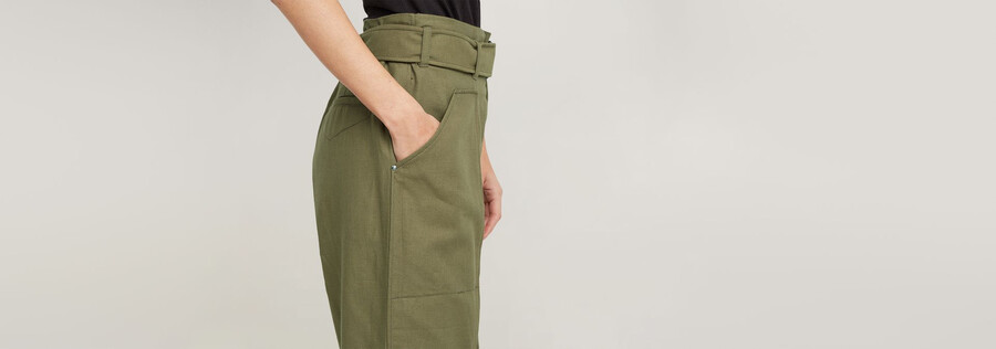 pantaloni alti a sacco di carta