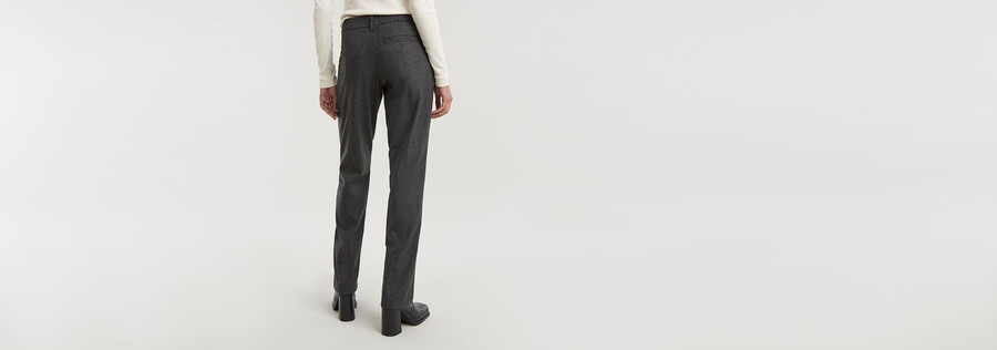 chino con spacco frontale