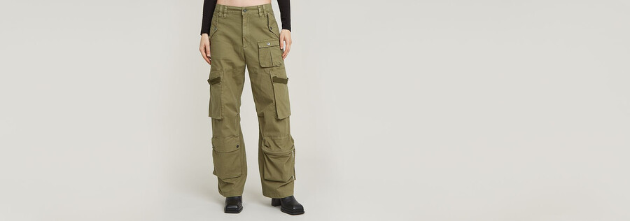 pantaloni mega cargo
