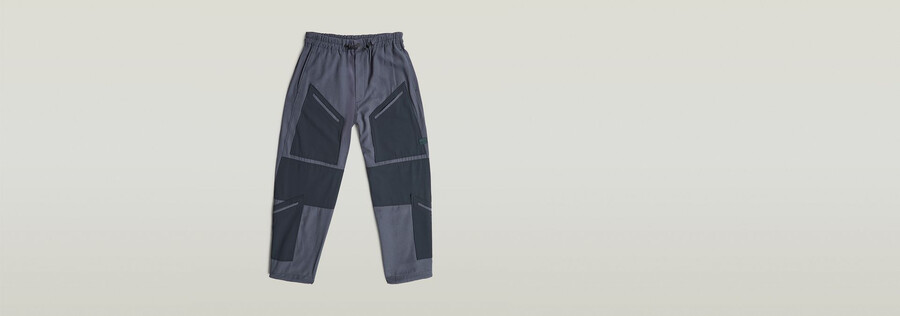 pantaloni cargo tono su tono