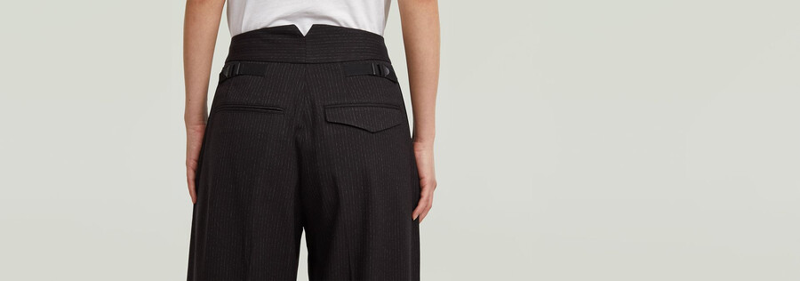 pantaloni di carta