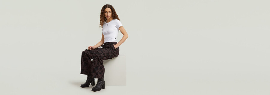 pantaloni mega cargo