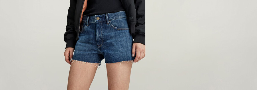 pantaloncini in vero denim con bordo grezzo