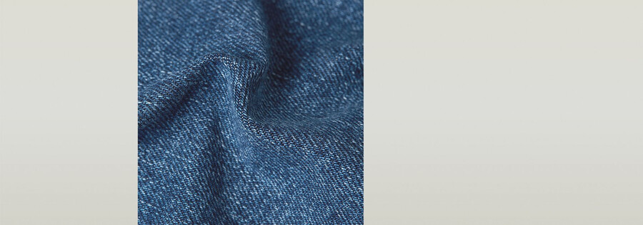 abito camicia con orlo inclinato