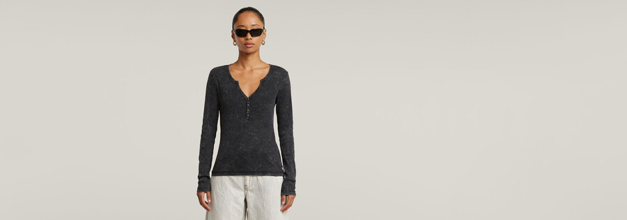 top henley slim con scollo a v profondo e tinto in capo