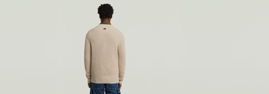 cardigan essenziale in maglia