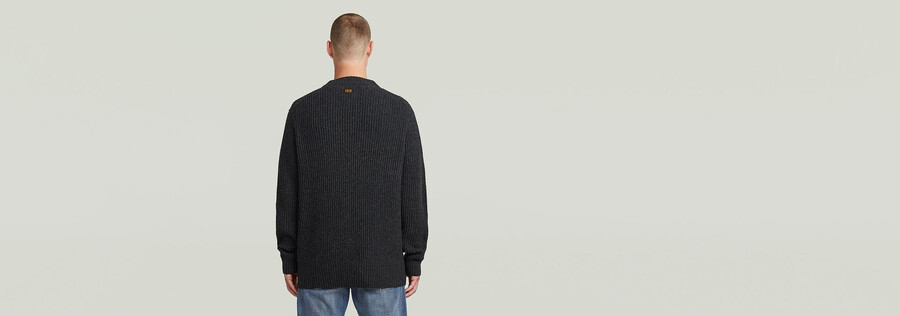 cardigan essenziale in maglia