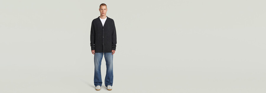 cardigan essenziale in maglia