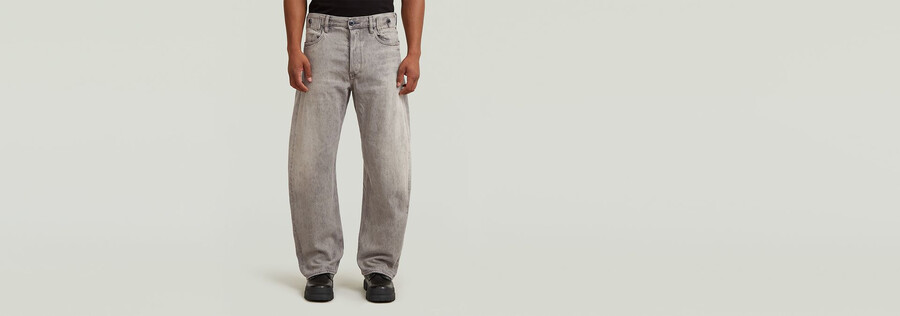 jeans larghi piegati