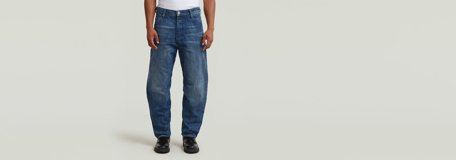 jeans larghi ad arco