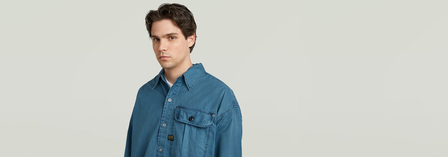 camicia squadrata con 1 tasca e plissettatura