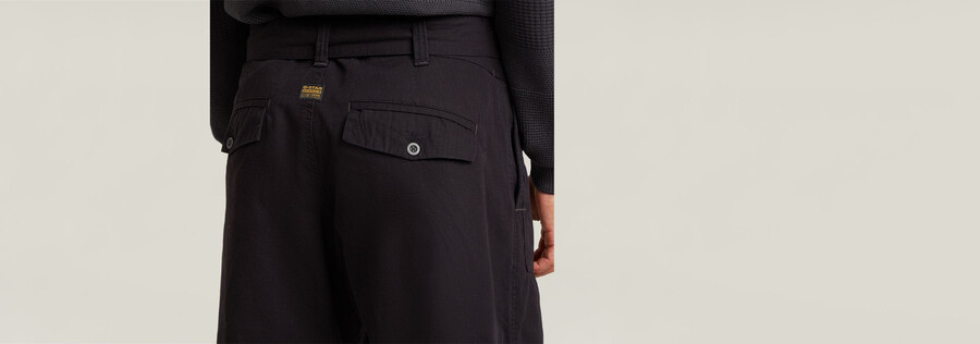 pantaloni da fatica rilassati e affusolati