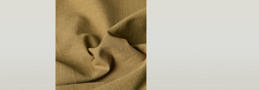 pantaloni da fatica rilassati e affusolati