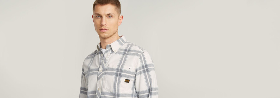 camicia regolare con una tasca
