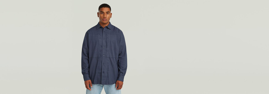 camicia regolare con tasca a pannelli