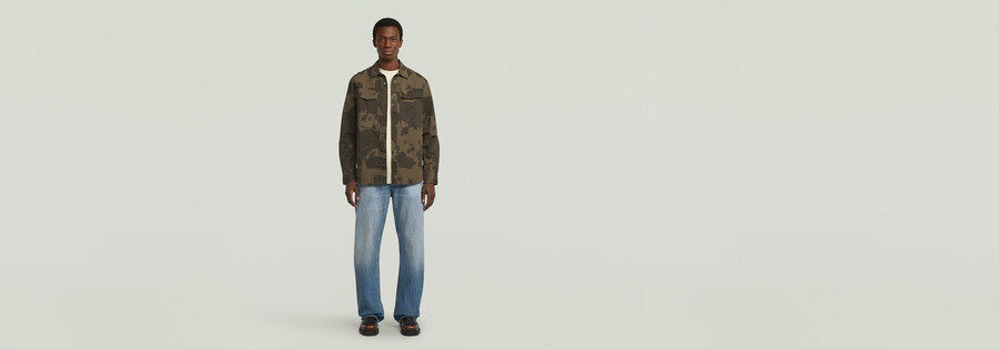 camicia regolare con tasca cargo