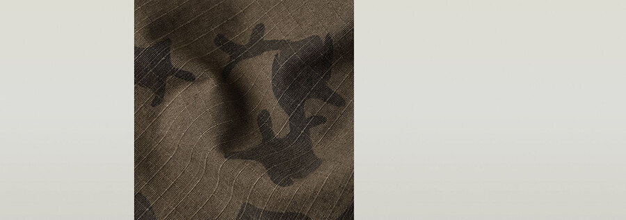 camicia regolare con tasca cargo