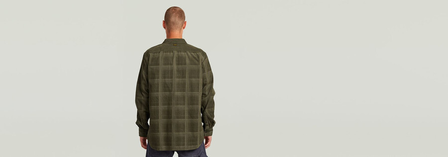 camicia regolare con una tasca
