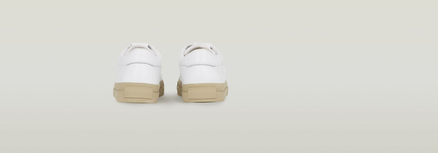 sneakers loom lea