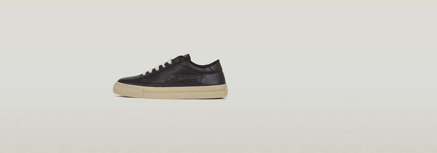sneakers loom lea