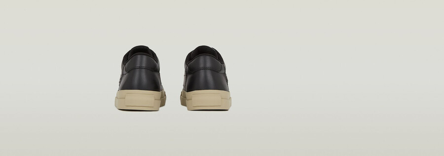 sneakers loom lea