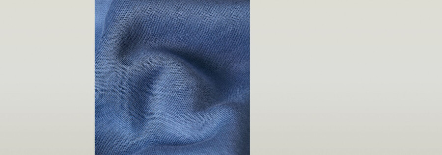 maglione con cappuccio e zip premium core