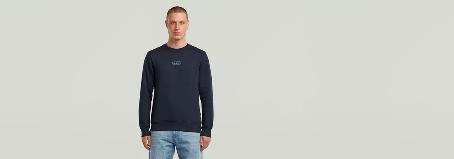 maglione con logo centrale sul petto