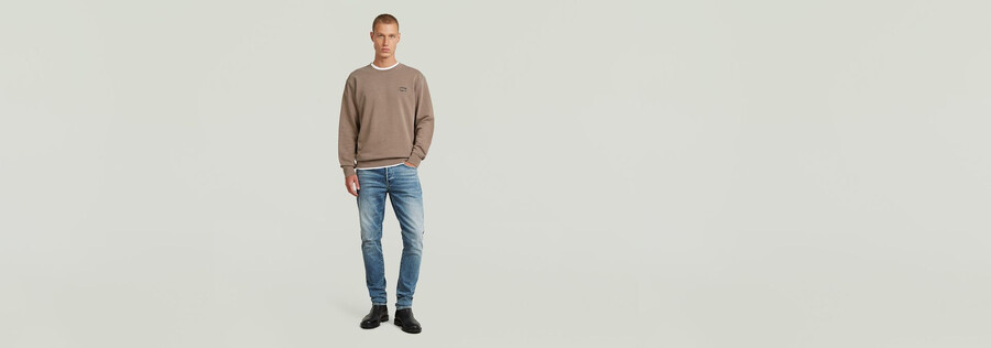 maglione con logo sovratinto