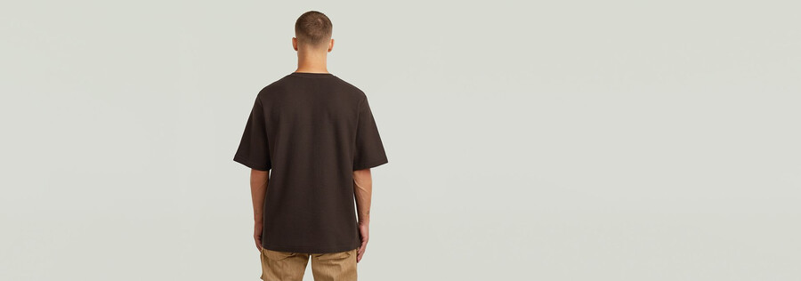t-shirt con logo strutturato sul petto